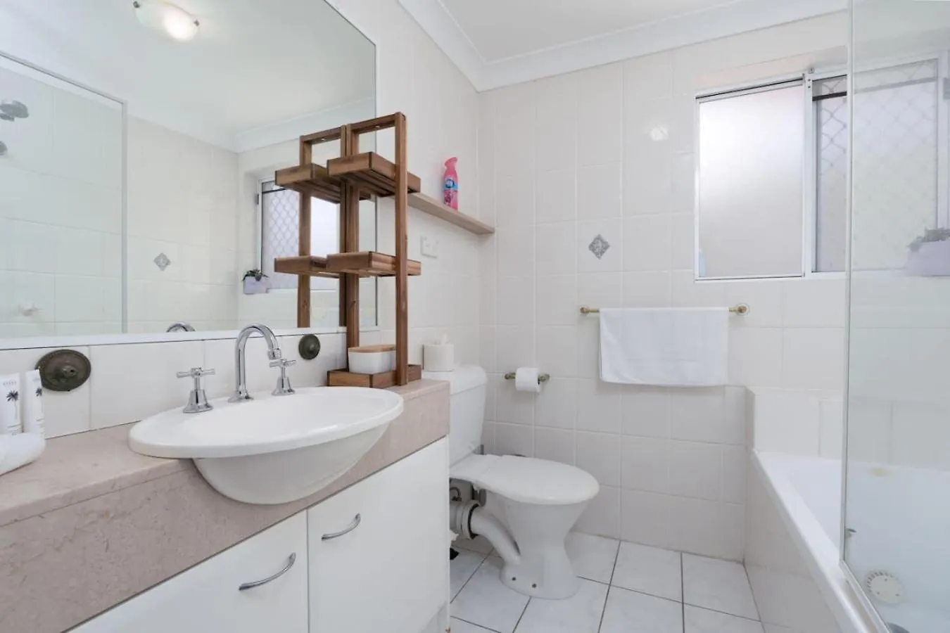 The Little Royale - Central 2B In Broadbeach Gold Coast 0*,  Australia